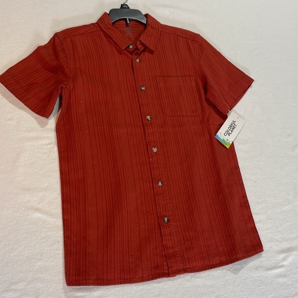 NWT Bundle of 3 Boys Button up Shirts Size Large (10-12) short sleeve, 3 colors - Picture 10 of 14